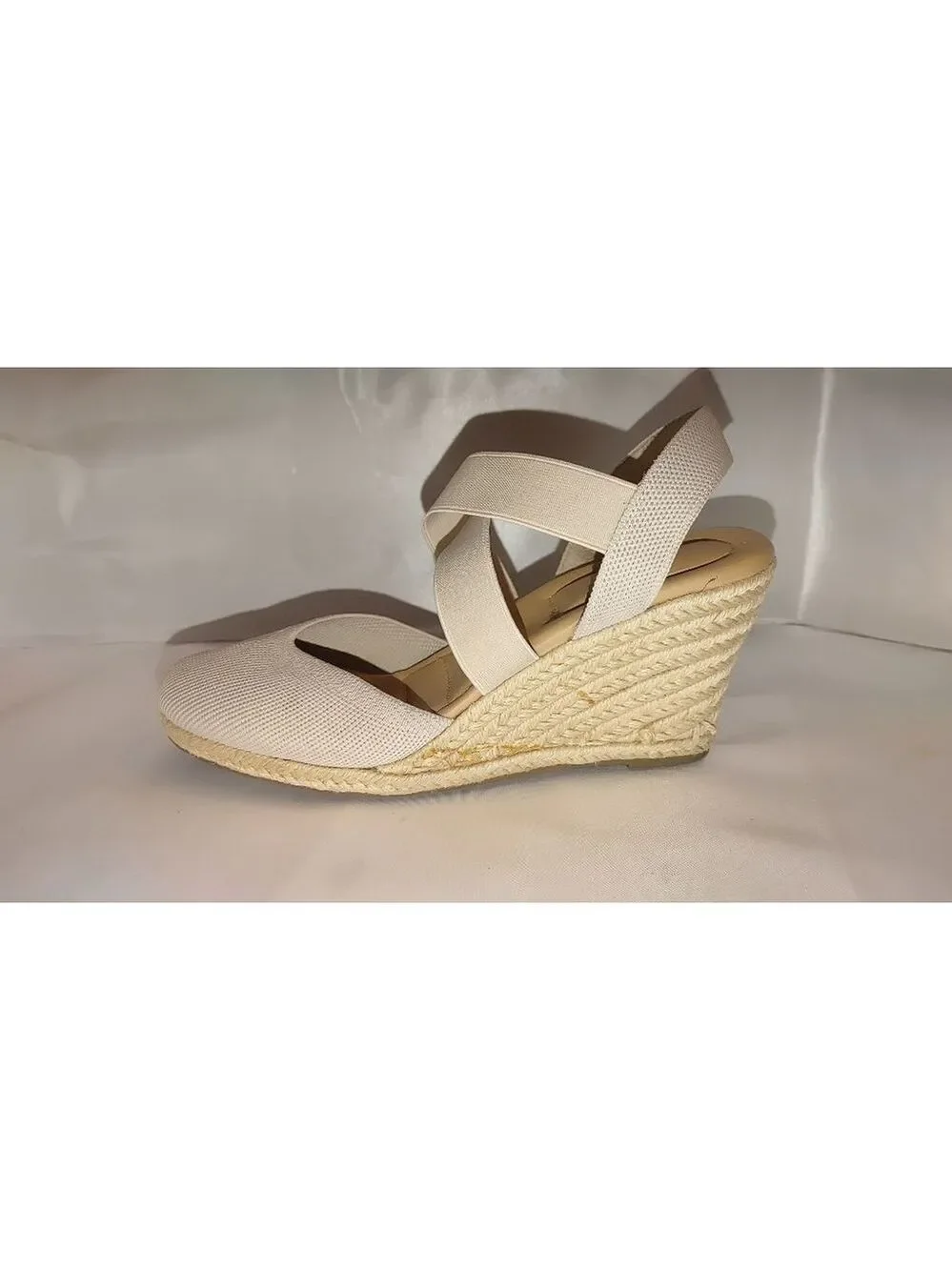 Kelly & Katie Brynn Espadrille Wedge Size 9.5M